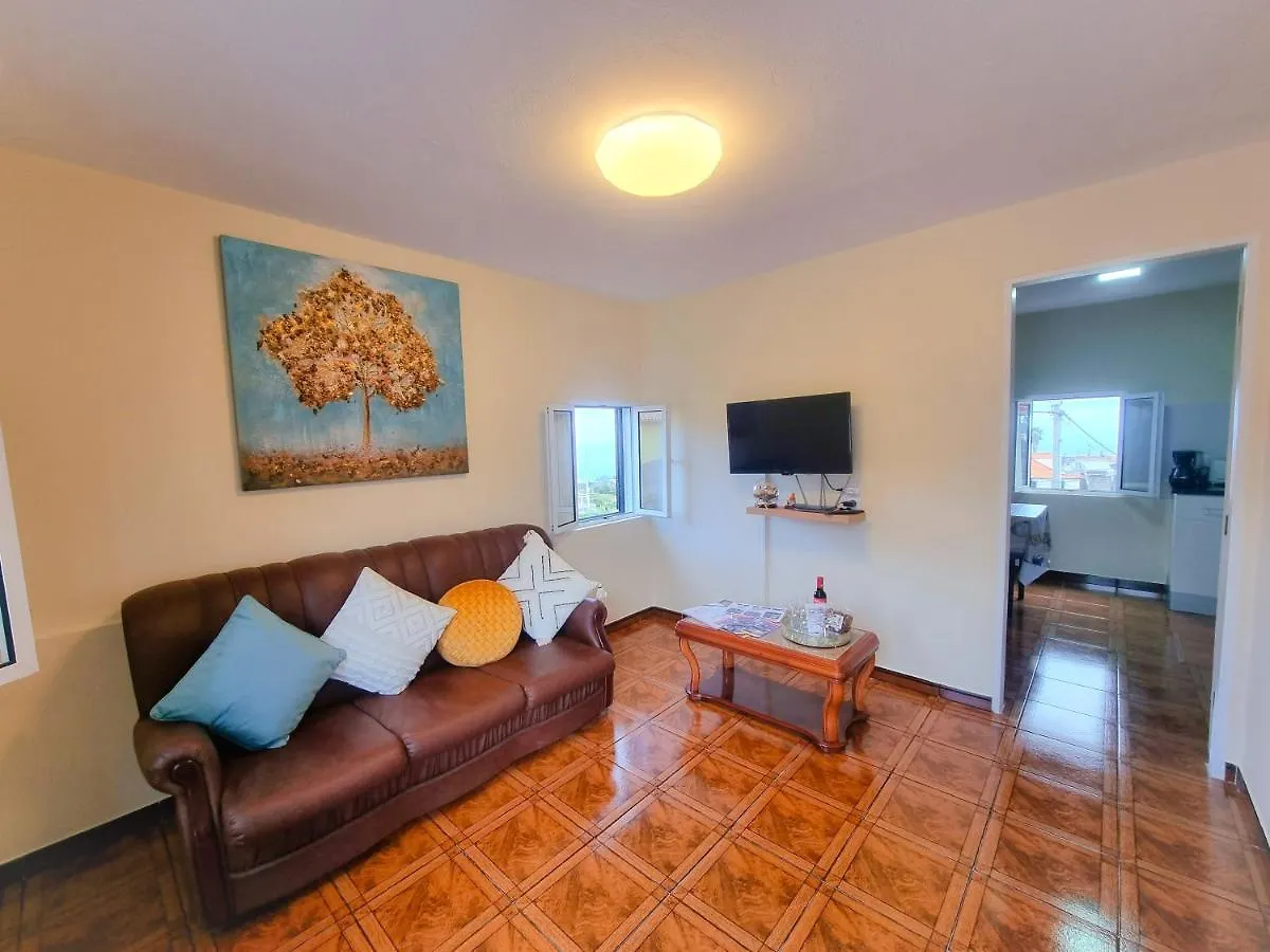 House In Central Sanatana, Near Top Hiking Trails And Levadas, Pico Ruivo Santana  Santana (Madeira)